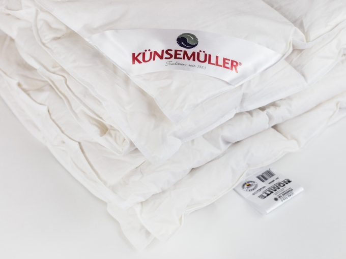Пуховое одеяло стеганное (Kunsemuller Labrador Decke) всесезонное, размер 220 х 200