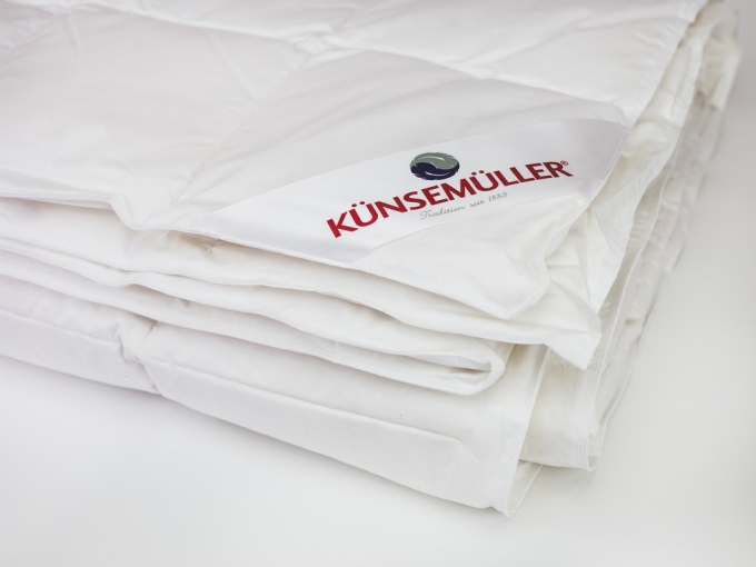 Пуховое одеяло Германия стеганное (Kunsemuller Canada Decke) легкое, размер 150 х 200